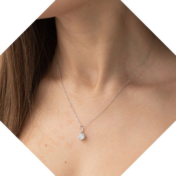 Золотой кулон с фианитом Золотой кулон с фианитом - Интернет магазин Mono