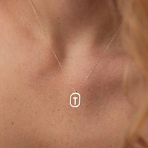 Кольє з літерою 