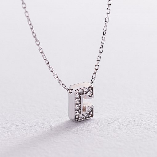 Кольє з буквою 