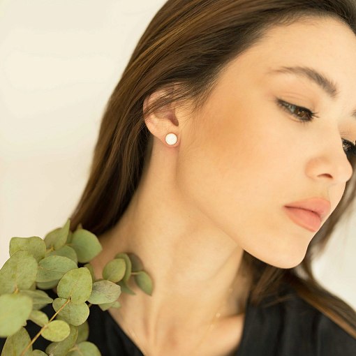 Золотые серьги-пусеты "Сияние" (синт. опал) 9 мм с07746 4