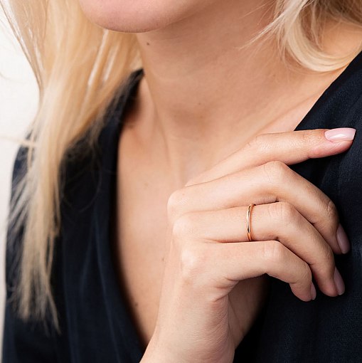 Тонка каблучка 