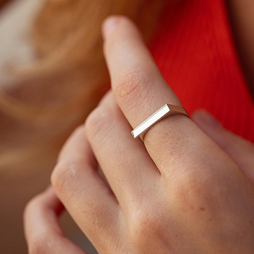 Каблучка в білому золоті (можливе гравіювання) к07452 6