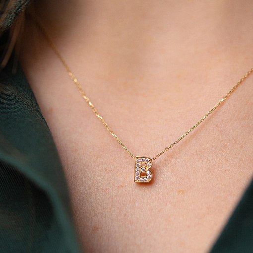 Кольє з буквою 
