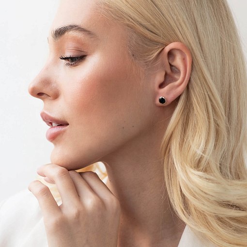 Золотые серьги - пусеты с ониксом с07018 2