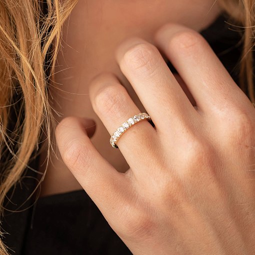 Каблучка з доріжкою каменів в жовтому золоті (фіаніти) к07389 14