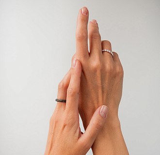 Золота каблучка з чорними діамантами кб0245sth №8