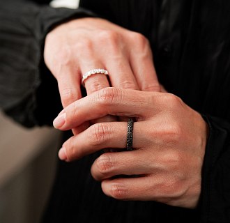 Золота каблучка з чорними діамантами кб0245sth №5