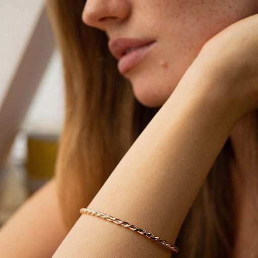 Жесткий золотой браслет "Переплетение" б05531 4