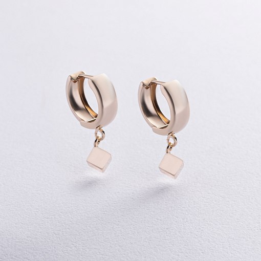 Серьги "Кубики" в желтом золоте с08901