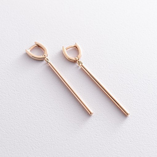 Серьги в красном золоте на английской застежке с07077