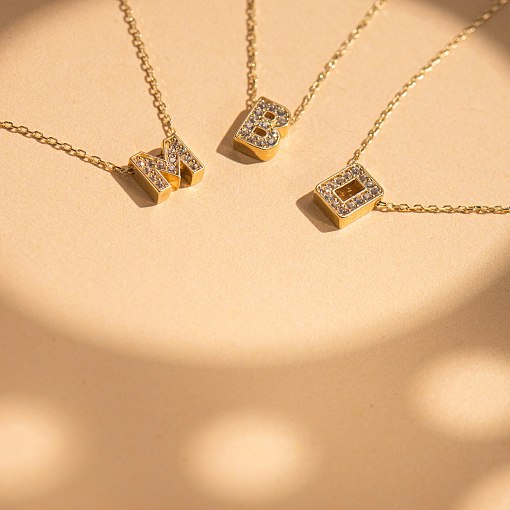 Колье с буквой "С" в желтом золоте (фианиты) кол01165С 11