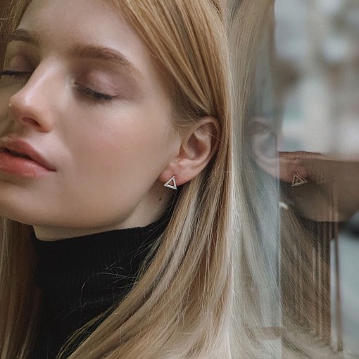 Золотые серьги-пусеты "Треугольники" с06413 6