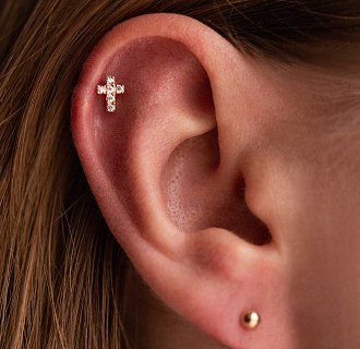 Одиночна золота сережка для хелікса 