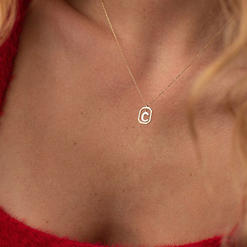 Кольє з літерою 