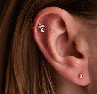 Одиночна золота сережка для хелікса 