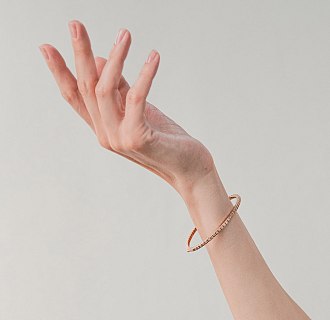 Жесткий золотой браслет "Кубики" (фианиты) б05611 №2