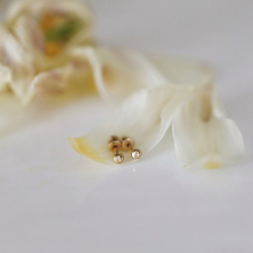 Серьги - пусеты "Шарики" в желтом золоте (0.4 см) с07322