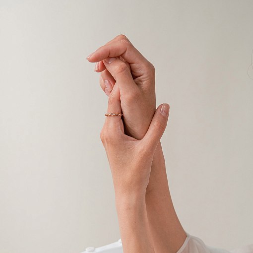 Каблучка «Переплетення» в червоному золоті к08356 4