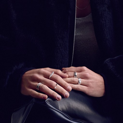 Каблучка в білому золоті (можливе гравіювання) к07452 7