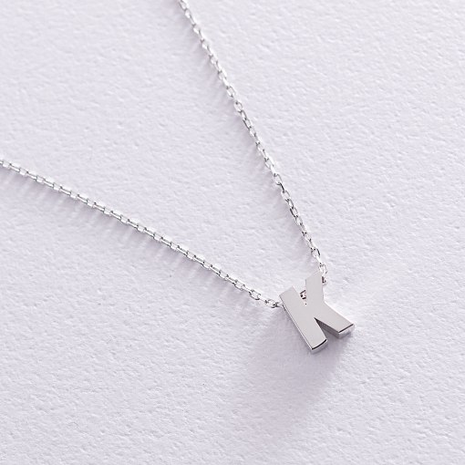 Кольє з буквою 