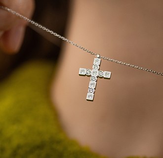 Золотое колье "Крестик" с бриллиантами 742621121 №4
