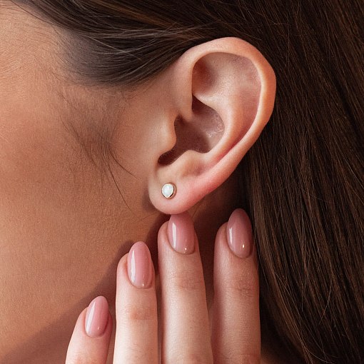 Золотые серьги-пусеты "Сияние" (синт. опал) 5 мм с06329 4