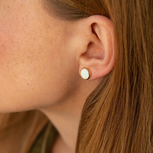 Золотые серьги-пусеты "Сияние" (синт. опал) 9 мм с07746 5