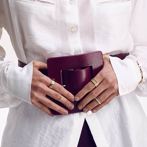 Каблучка з доріжкою каменів в жовтому золоті (фіаніти) к07389 17