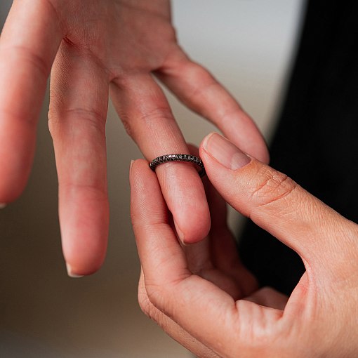 Золотое кольцо с черными бриллиантами кб0242sth 7