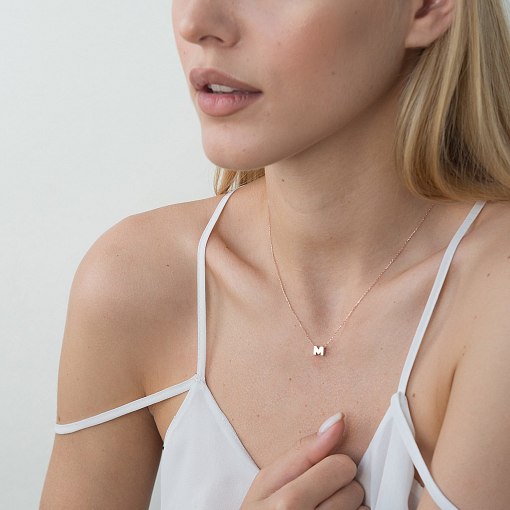 Кольє з буквою 