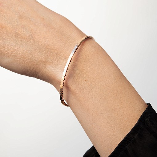 Жесткий браслет "Kylie" в красном золоте б05570 4