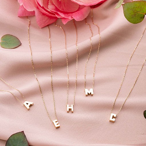 Колье с буквой "Е" в желтом золоте кол01164Е 3