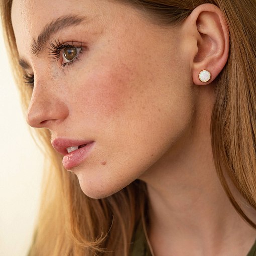 Золотые серьги-пусеты "Сияние" (синт. опал) 9 мм с07746 2