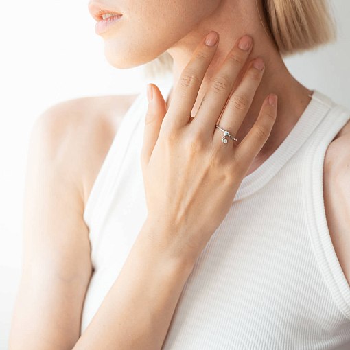 Кольцо в белом золоте с фианитами к07056 6