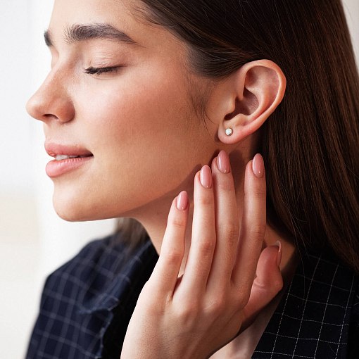 Золотые серьги-пусеты "Сияние" (синт. опал) 5 мм с06329 2