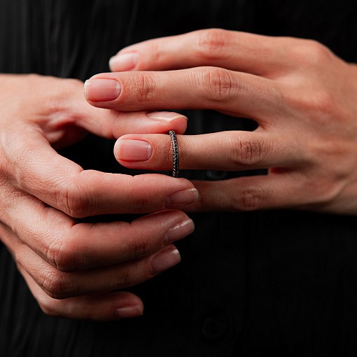 Золотое кольцо с черными бриллиантами кб0242sth 8