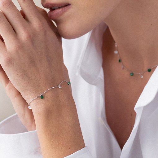 Браслет в белом золоте (зеленые и белые фианиты) б05136 8