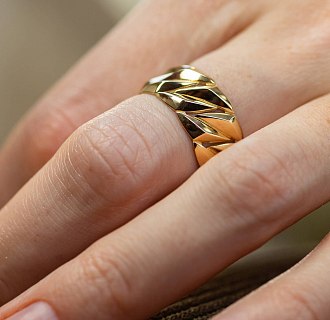 Широкое кольцо "Odette" в желтом золоте к07956 №2