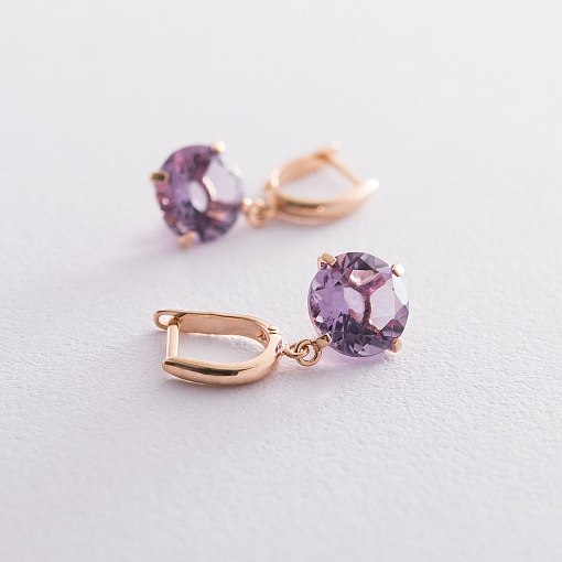 Золотые серьги "Влечение" с аметистом с05299 5