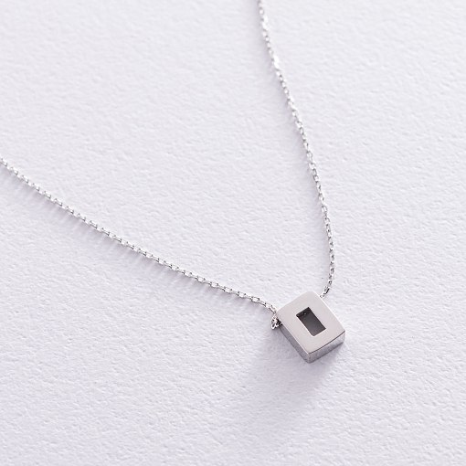 Кольє з буквою 