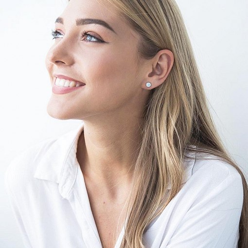 Золотые серьги-пусеты "Сияние" (синт. опал) 6 мм с05474 5