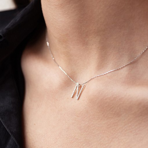 Золотое колье с буквой "N" с бриллиантами 133631121 4